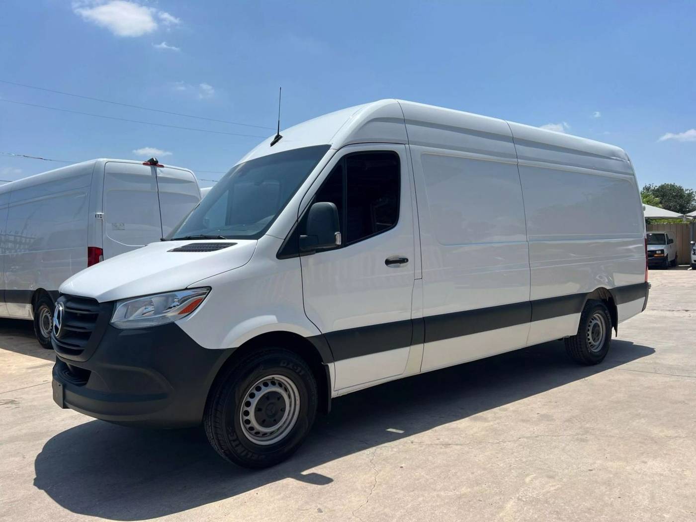 2022 Mercedes-Benz Sprinter Cargo Van 2500 — Cargo Van — 76,330 mi — San Antonio, TX