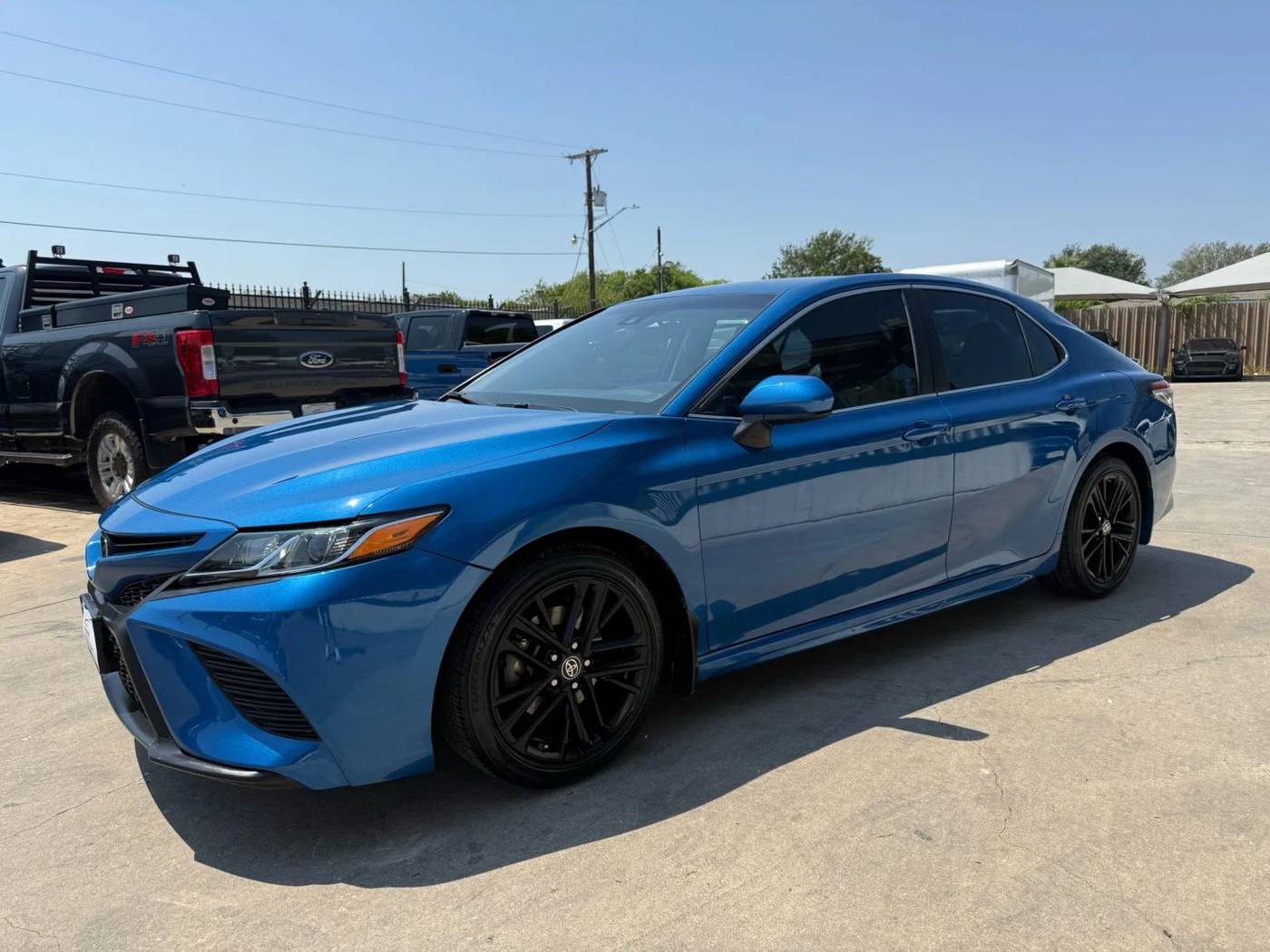 2020 Toyota Camry SE — Sedan — 81,060 mi — San Antonio, TX