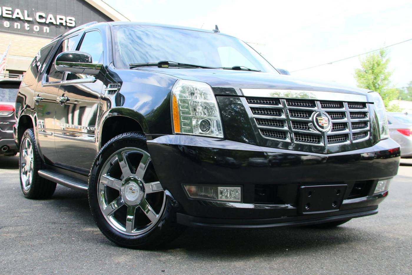 2011 Cadillac Escalade Luxury — SUV — 108,779 mi — Warrenton, VA