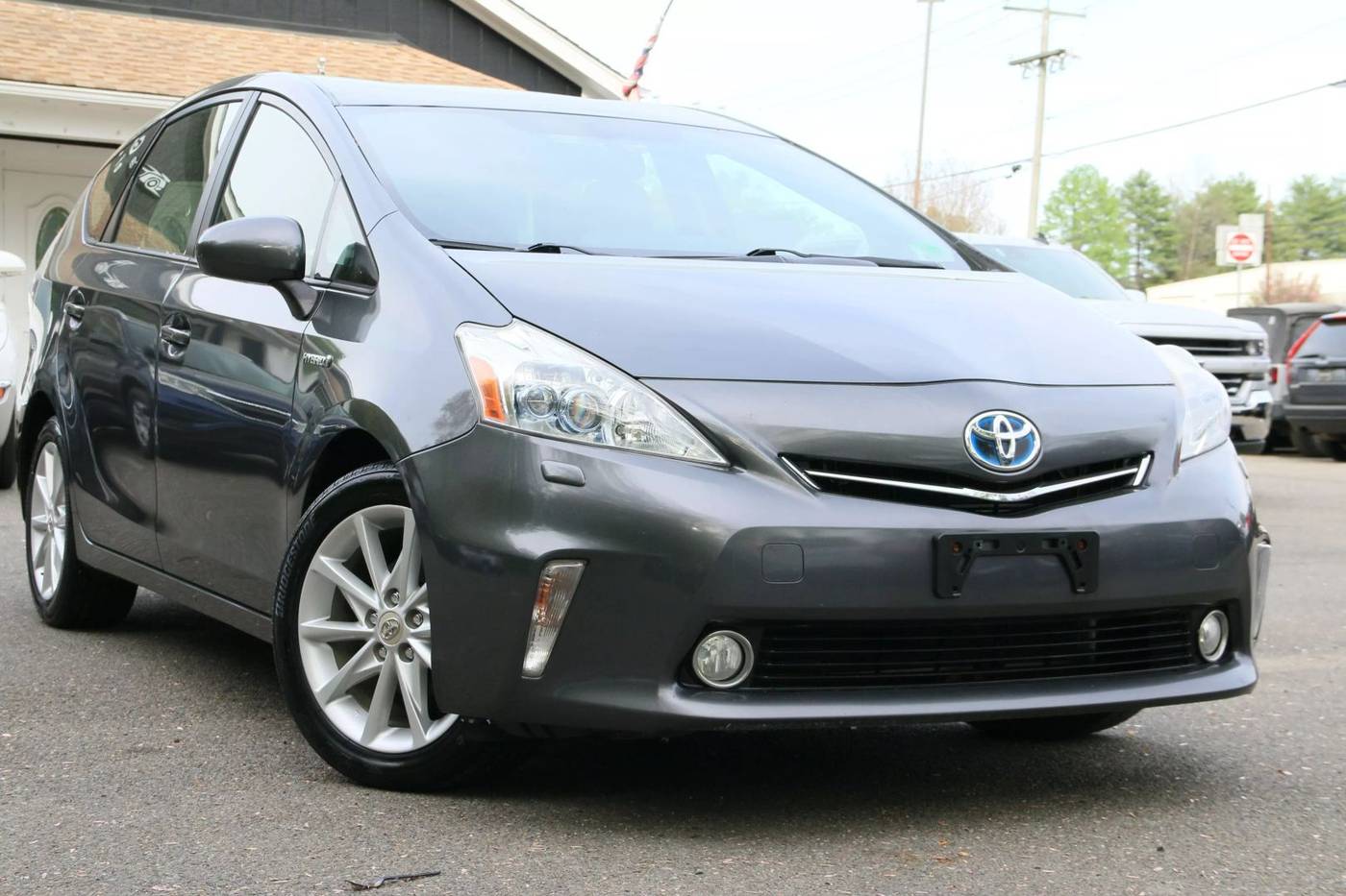 2012 Toyota Prius v Five — Wagon — 127,278 mi — Warrenton, VA