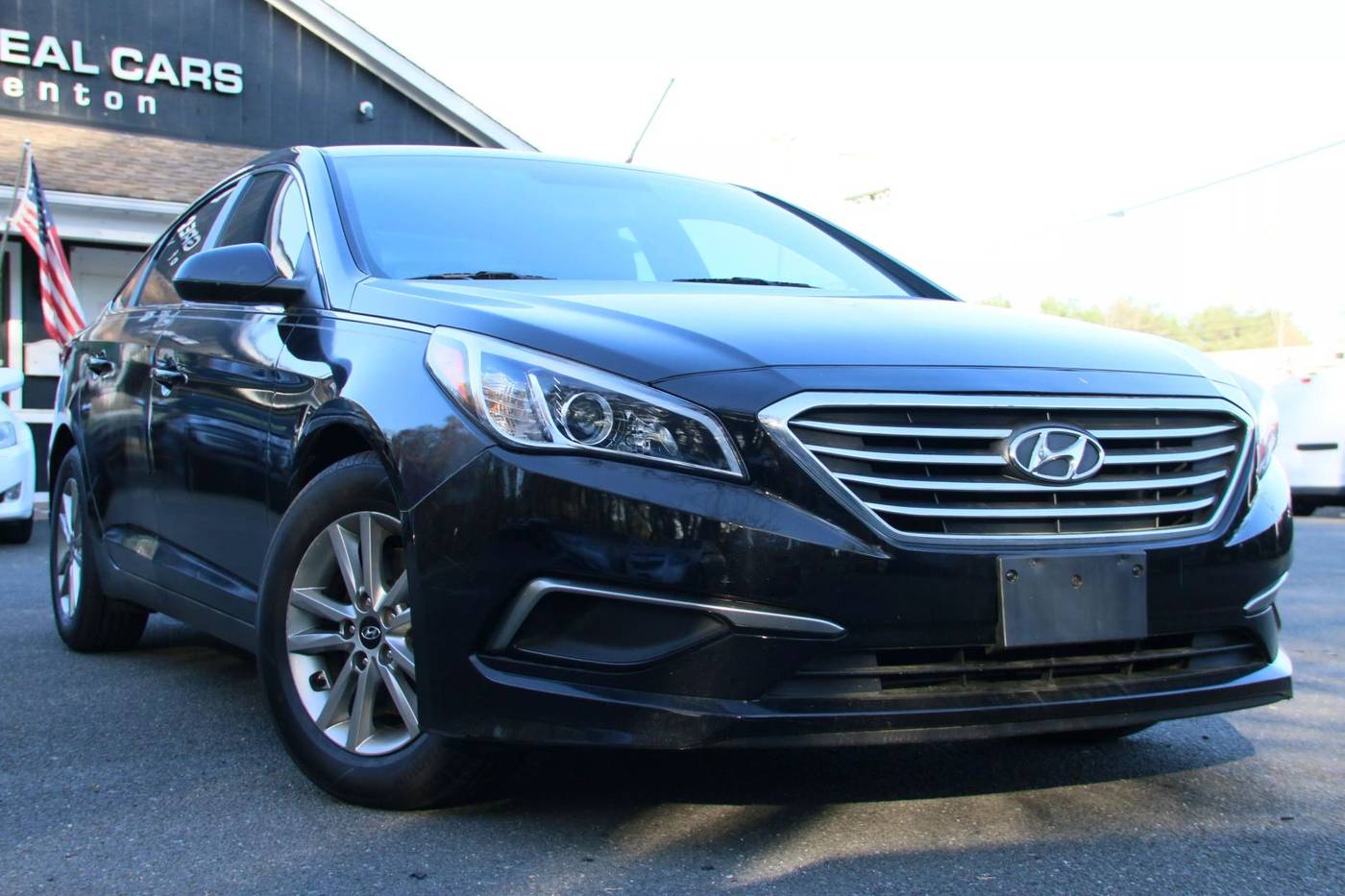2016 Hyundai Sonata SE — Sedan — 51,587 mi — Warrenton, VA