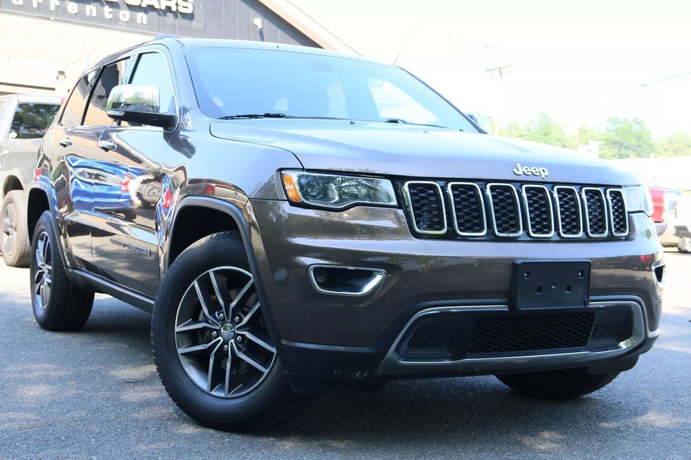 2017 Jeep Grand Cherokee Limited — SUV — 111,685 mi — Warrenton, VA