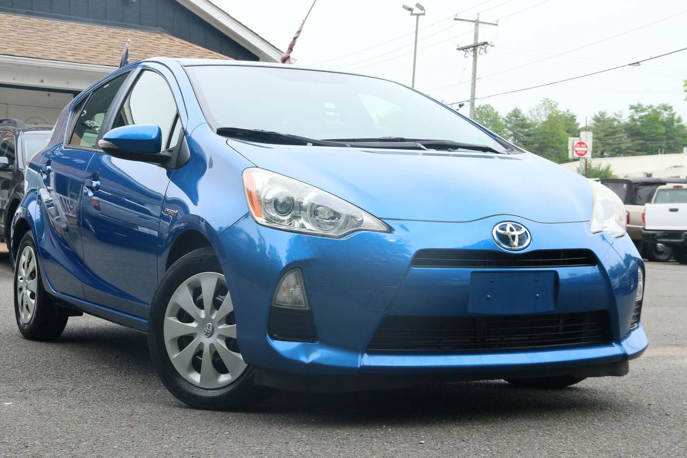 2012 Toyota Prius c One — Hatchback — 75,900 mi — Warrenton, VA