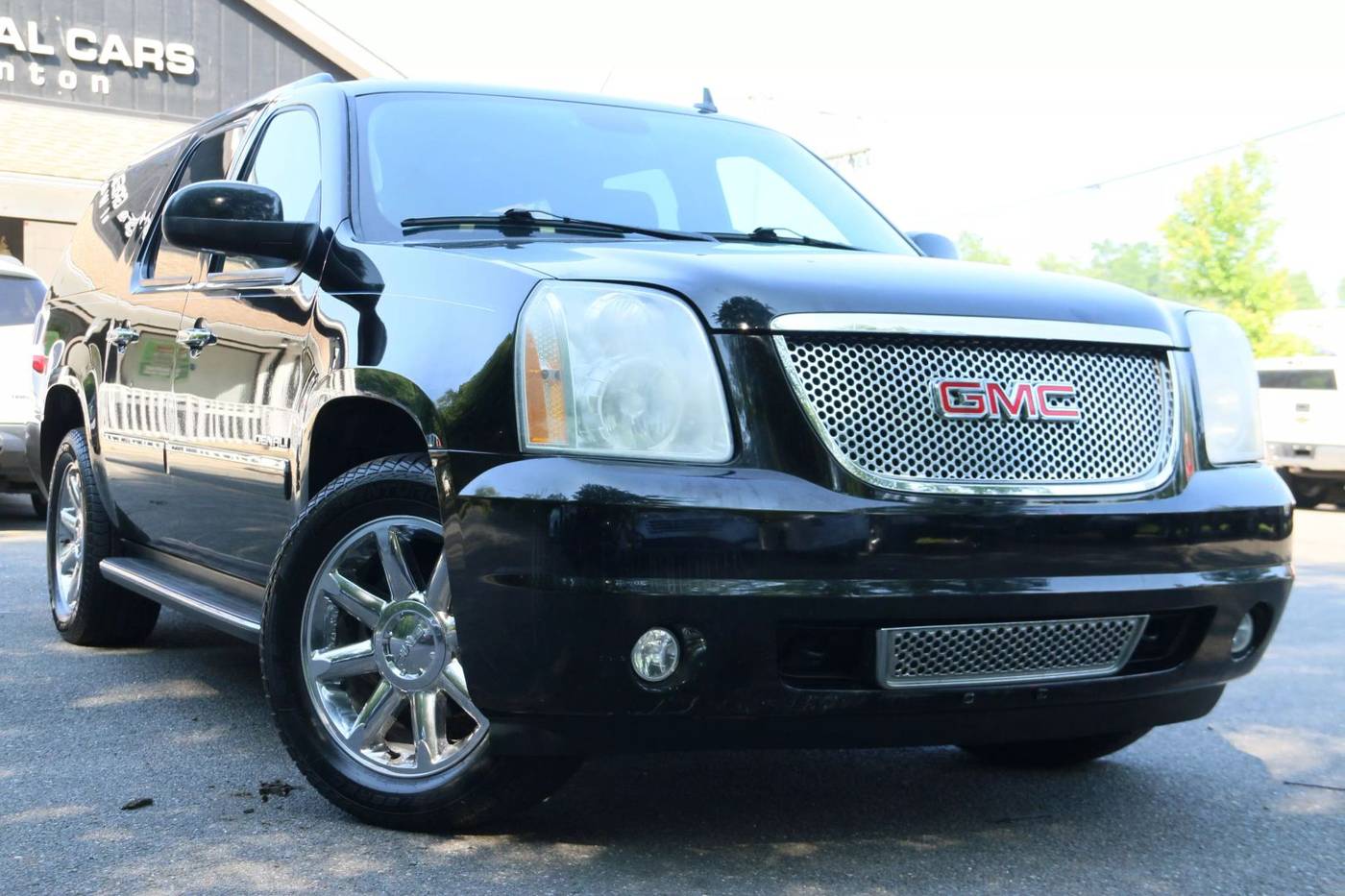 2011 GMC Yukon Denali — SUV — 143,495 mi — Warrenton, VA