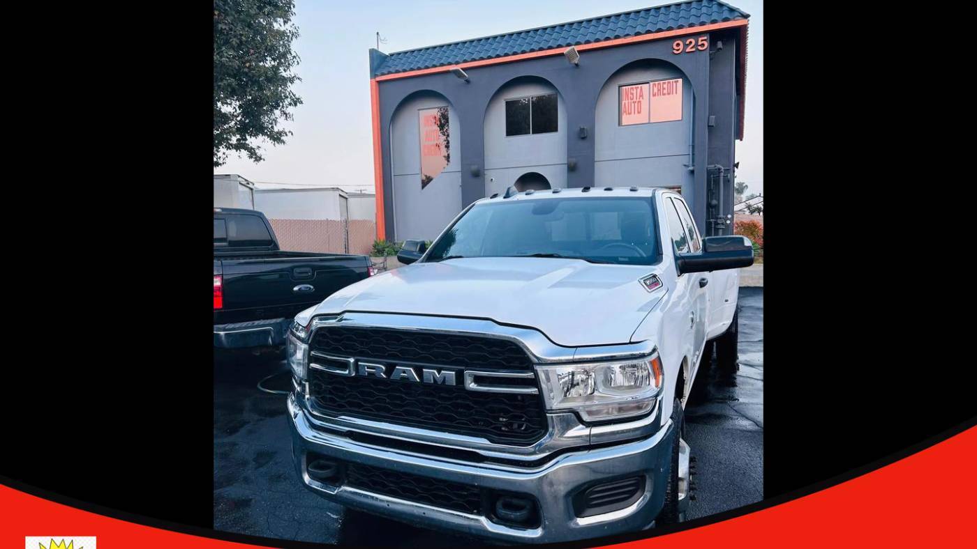 2022 Ram 3500 Tradesman — Pickup Truck — 300,010 mi — Santa Ana, CA
