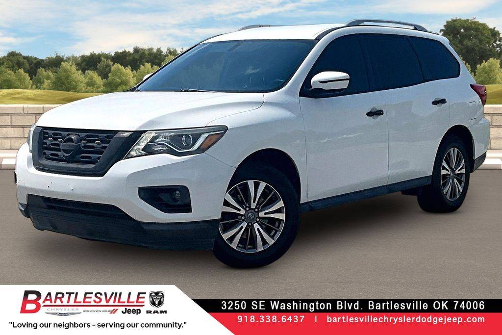 2018 Nissan Pathfinder SV