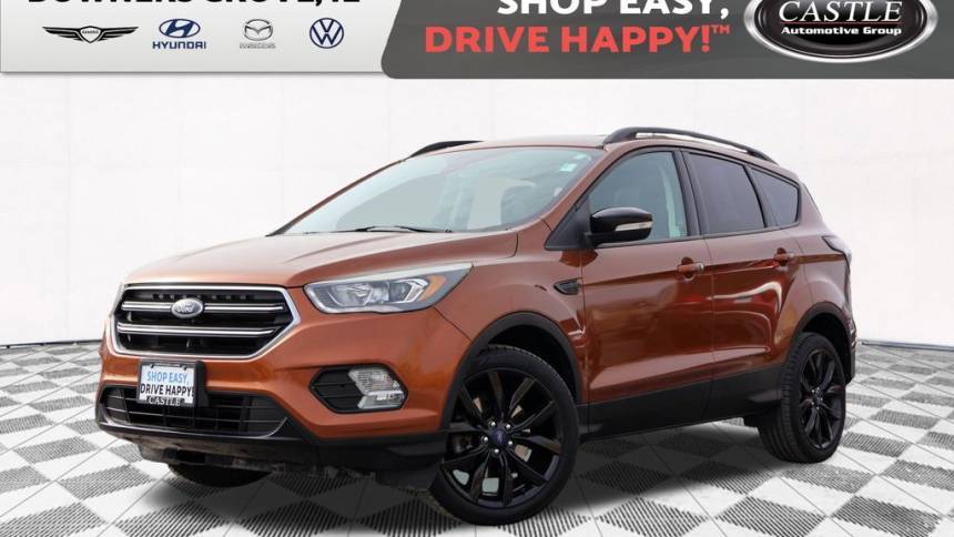 2017 Ford Escape Titanium — SUV — 104,278 mi — Downers Grove, IL