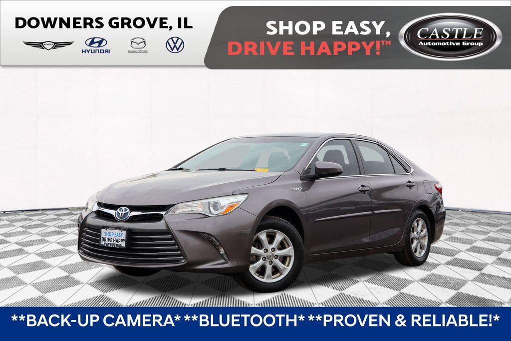 2017 Toyota Camry Hybrid LE — Sedan — 143,731 mi — Downers Grove, IL