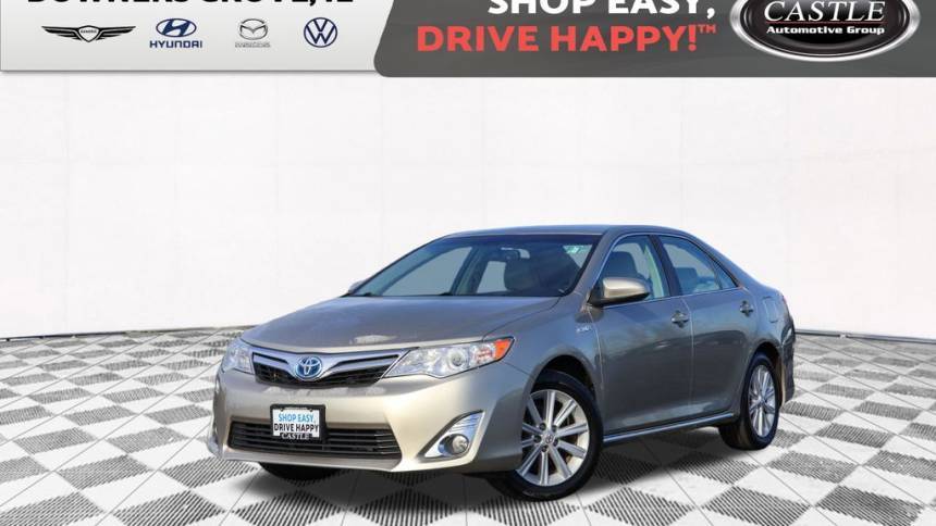 2014 Toyota Camry Hybrid XLE — Sedan — 122,799 mi — Downers Grove, IL