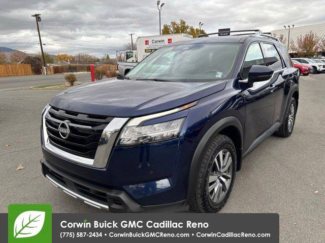 2023 Nissan Pathfinder SL