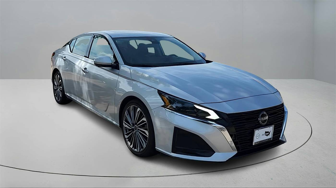 2023 Nissan Altima SL — Sedan — 57,789 mi — Richardson, TX