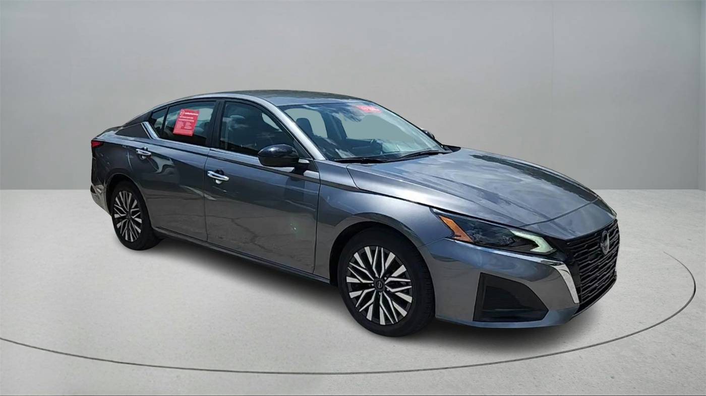 2025 Nissan Altima SV — Sedan — 8,140 mi — Richardson, TX