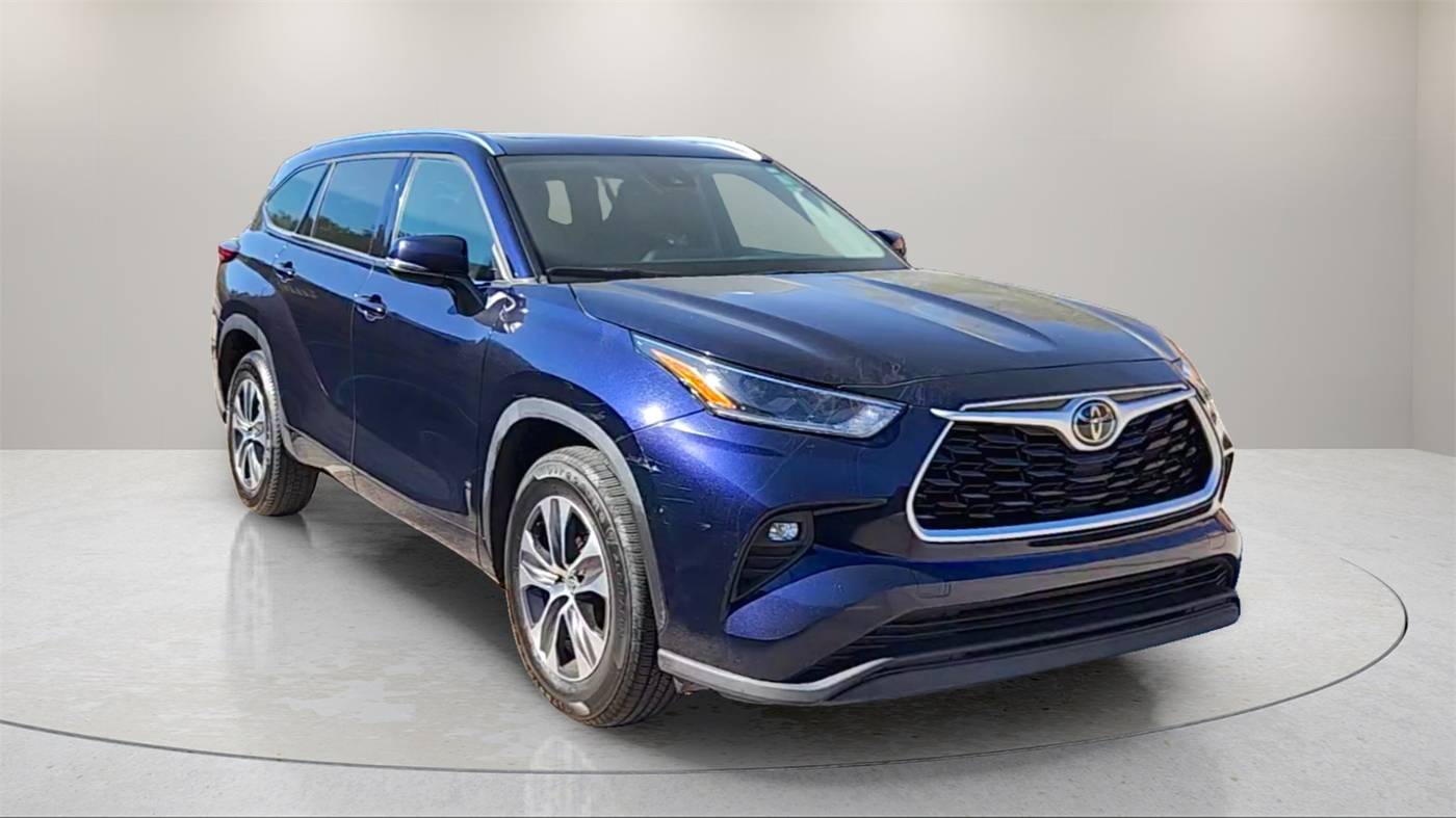 2021 Toyota Highlander XLE — SUV — 69,869 mi — Richardson, TX