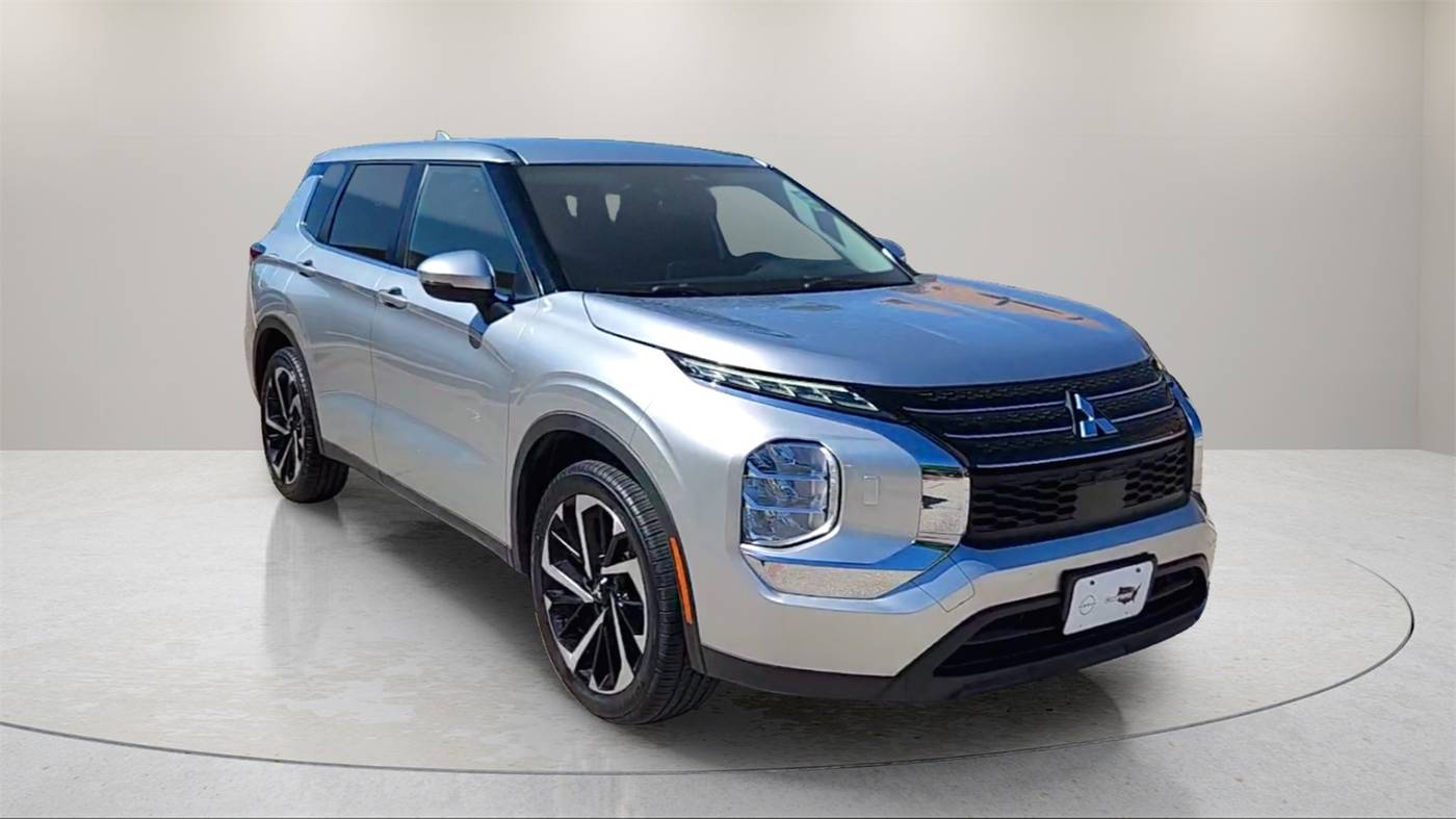 2022 Mitsubishi Outlander ES — SUV — 51,819 mi — Richardson, TX