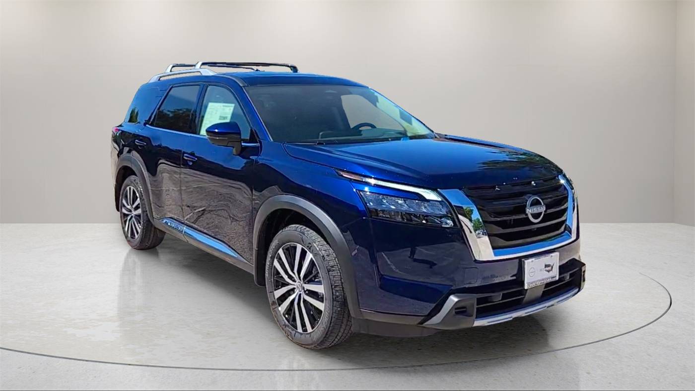 2025 Nissan Pathfinder Platinum — SUV — 3,138 mi — Richardson, TX