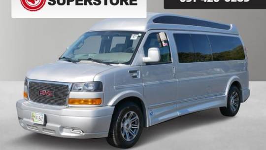 2022 GMC Savana Cargo Van Base — Cargo Van — 951 mi — White Bear Lake, MN