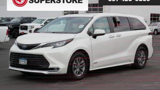 2021 Toyota Sienna XLE — Minivan — 43,499 mi — White Bear Lake, MN