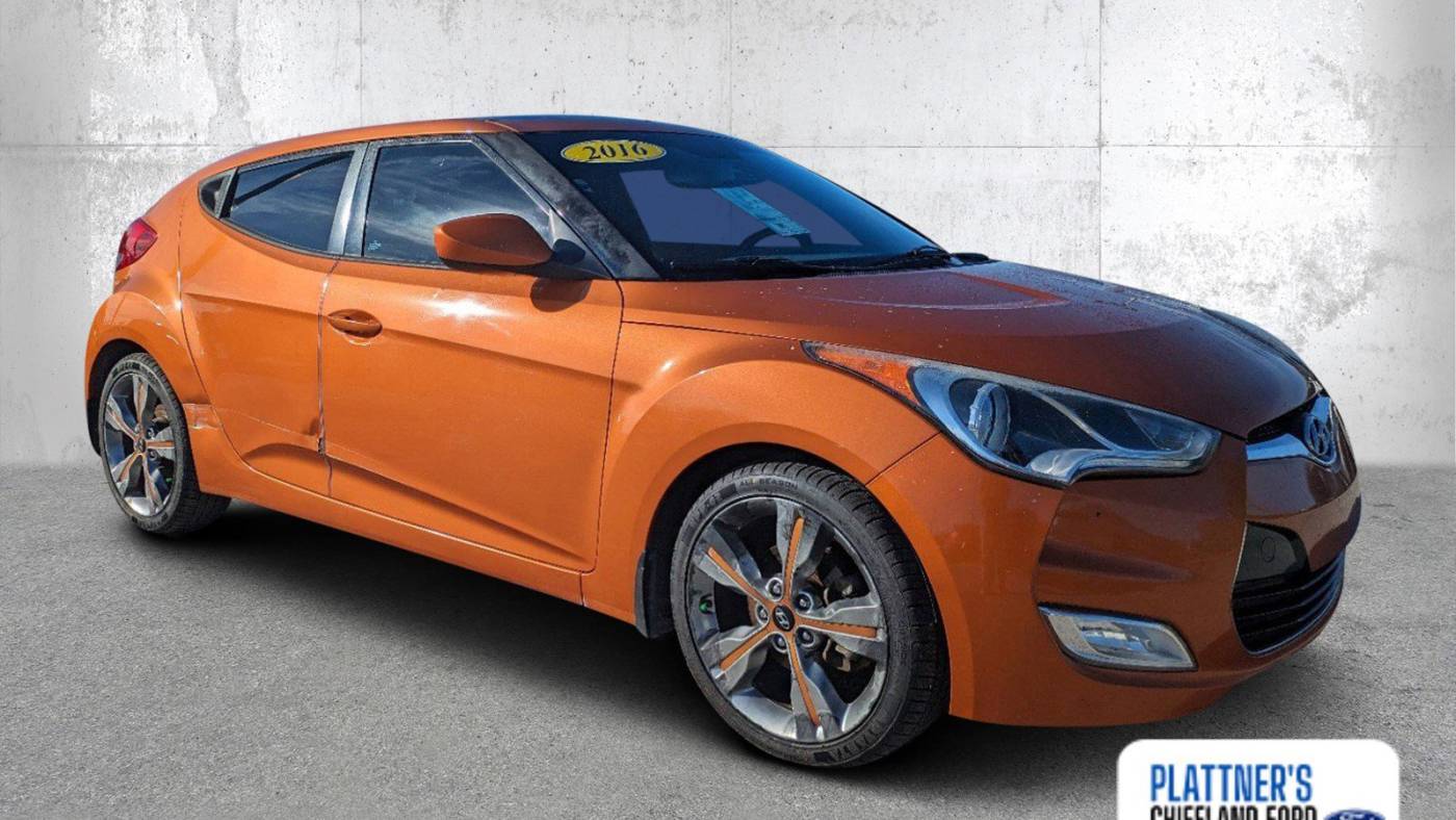 2016 Hyundai Veloster Base — Hatchback — 125,144 mi — Chiefland, FL