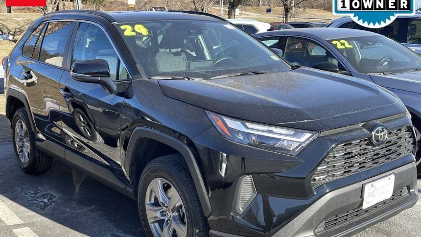 2024 Toyota RAV4 XLE — SUV — 17,266 mi — White River Junction, VT