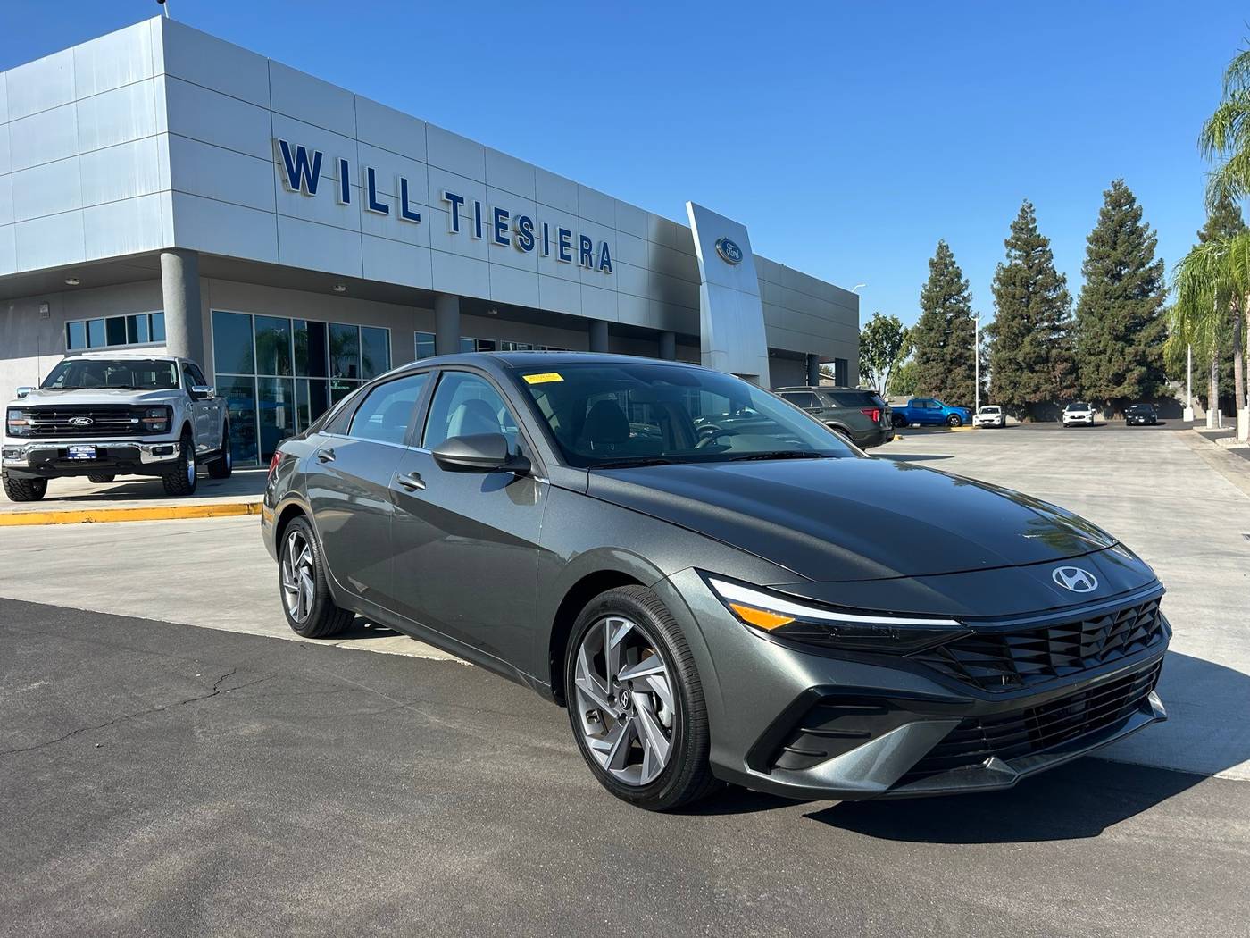 2025 Hyundai Elantra SEL Convenience — Sedan — 9,000 mi — Tulare, CA