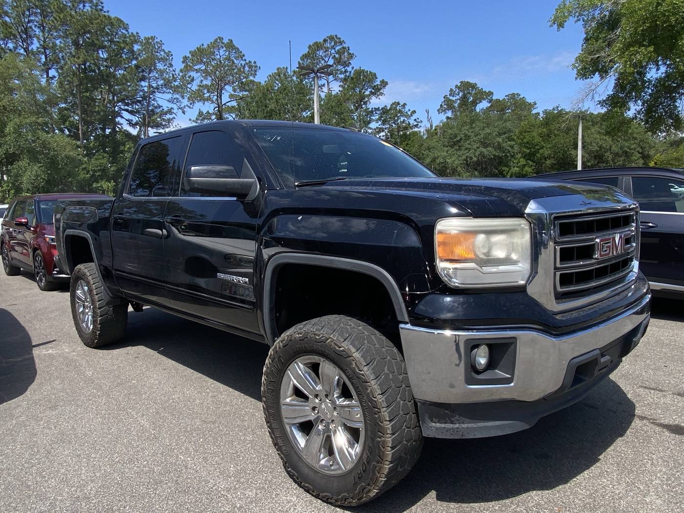 2014 GMC Sierra 1500 SLE — Pickup Truck — 111,517 mi — Jacksonville, FL