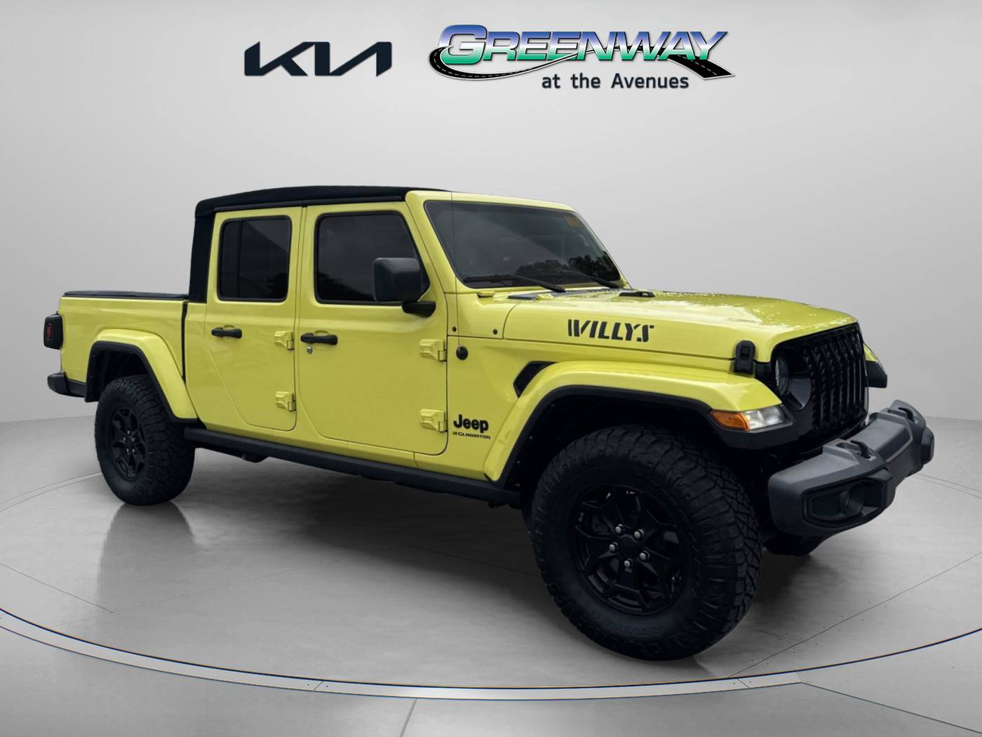 2023 Jeep Gladiator Willys — Pickup Truck — 27,752 mi — Jacksonville, FL