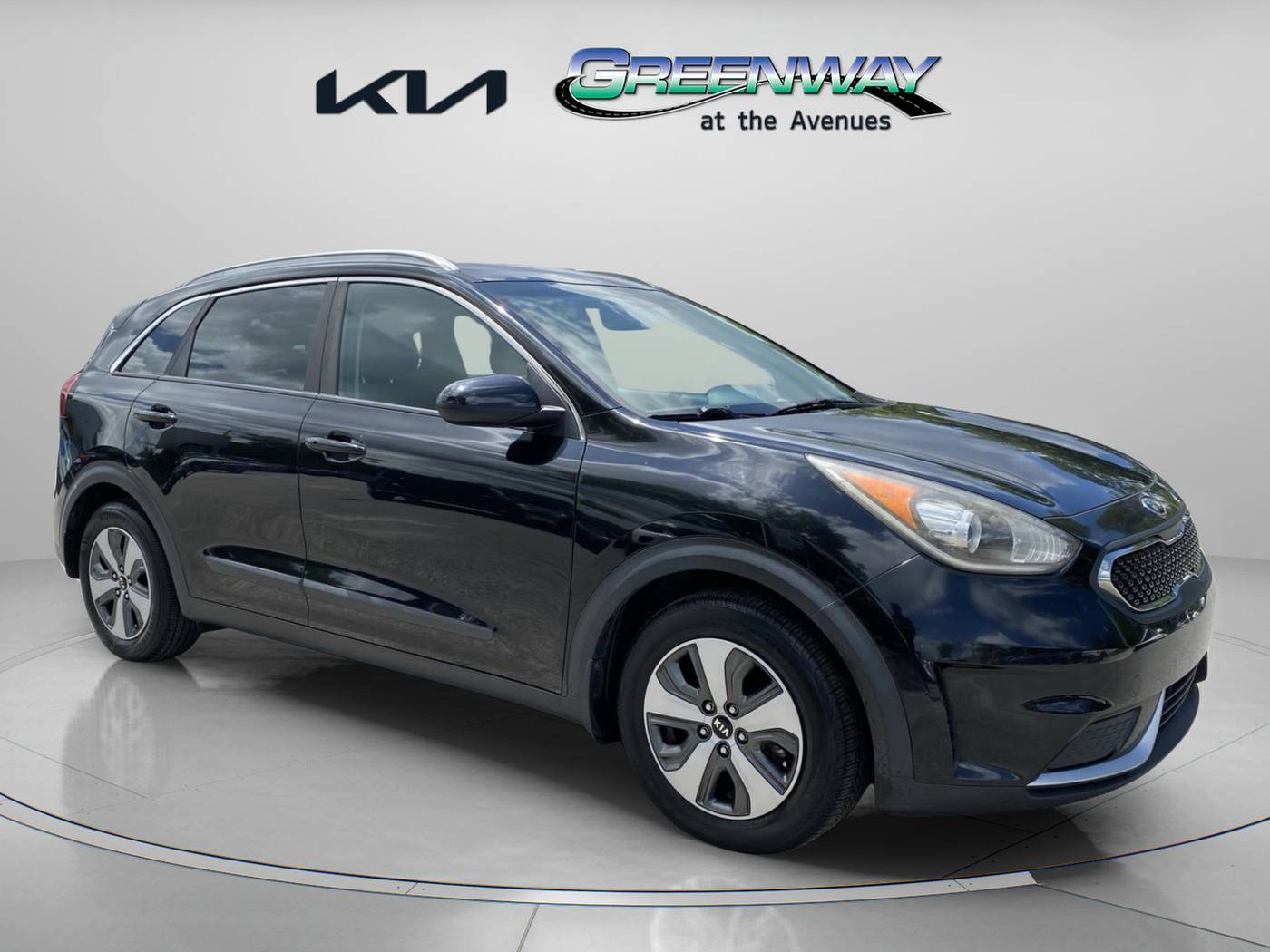 2018 Kia Niro Hybrid LX — SUV — 83,415 mi — Jacksonville, FL