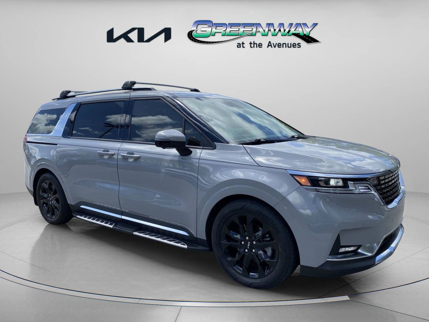2022 Kia Carnival SX Prestige — Minivan — 29,140 mi — Jacksonville, FL