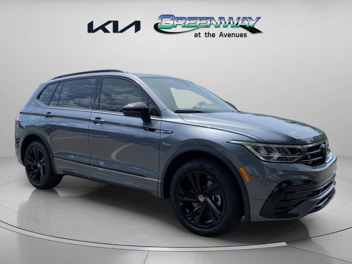 2024 Volkswagen Tiguan SE R-Line Black — SUV — 800 mi — Jacksonville, FL