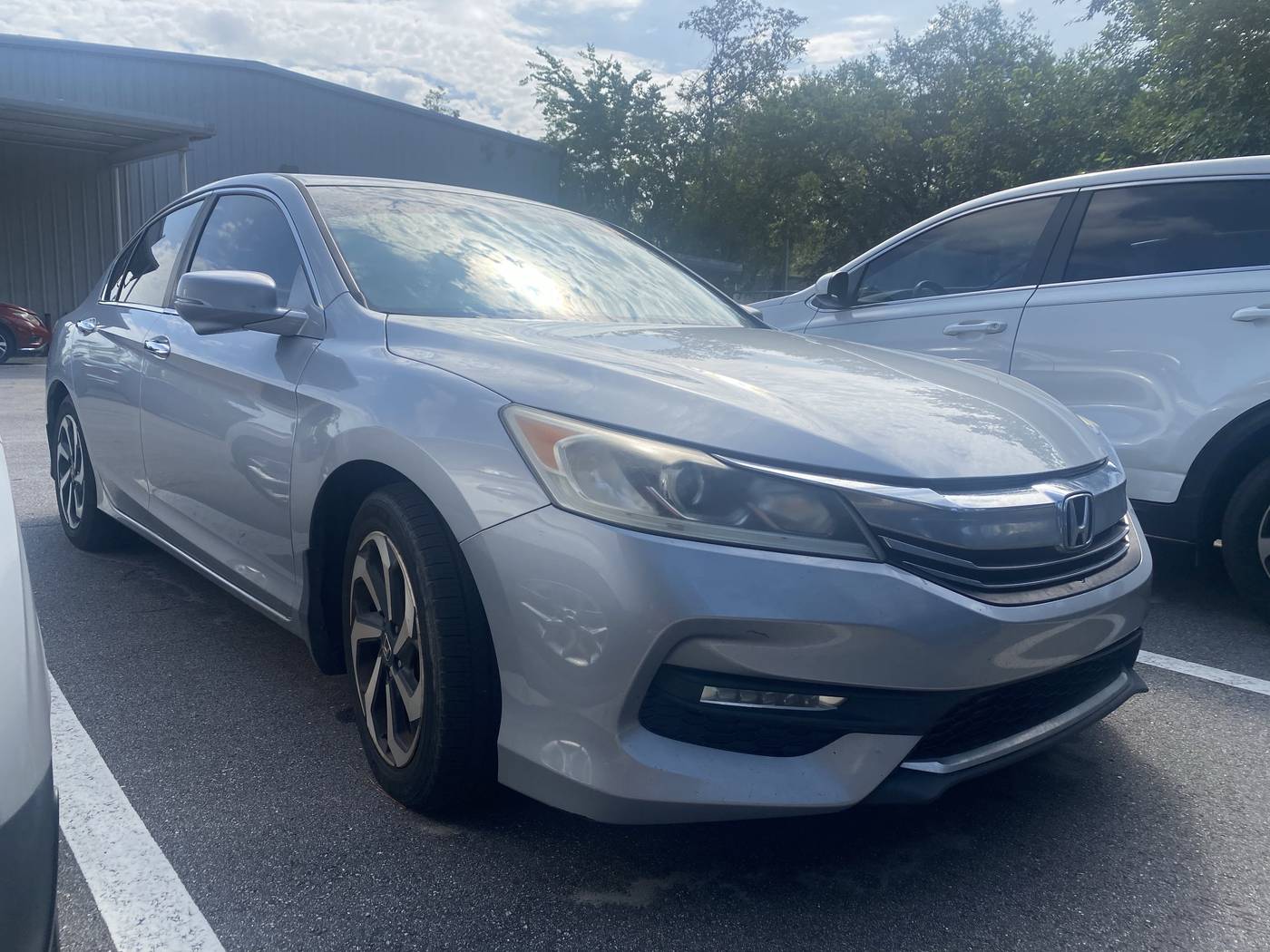 2017 Honda Accord EX-L — Sedan — 182,263 mi — Jacksonville, FL