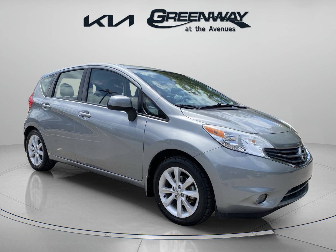 2014 Nissan Versa 1.6 SV — Hatchback — 68,347 mi — Jacksonville, FL