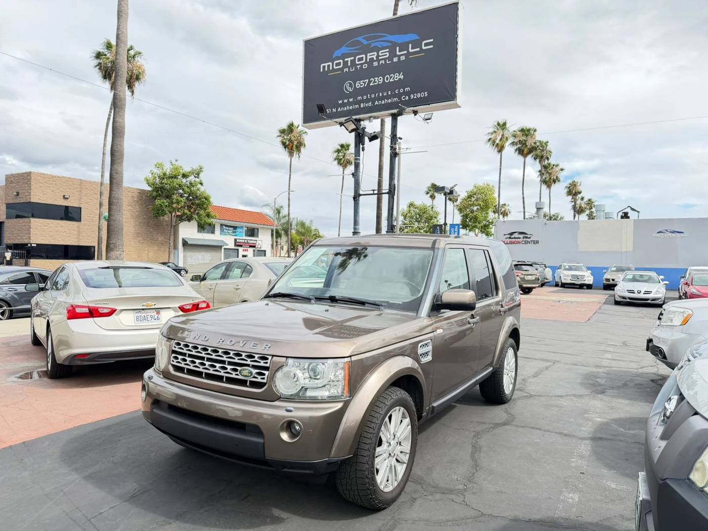 2010 Land Rover LR4 LUX