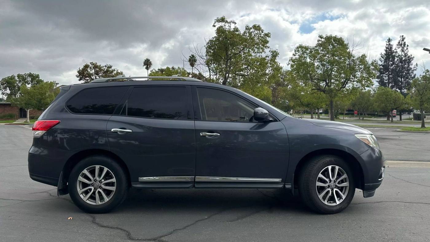 2014 Nissan Pathfinder SL — SUV — 73,661 mi — Buena park, CA