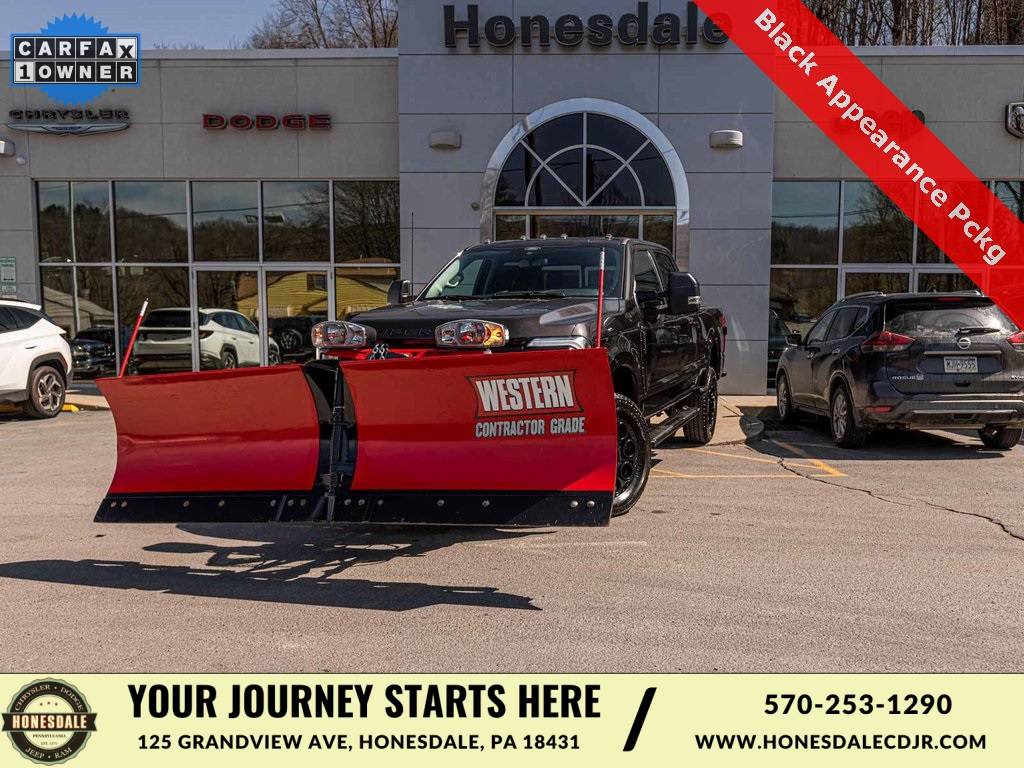 2024 Ford Super Duty F-350 XLT — Pickup Truck — 2,200 mi — Honesdale, PA