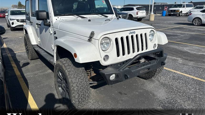 2014 Jeep Wrangler Sahara — SUV — 81,265 mi — Naperville, IL