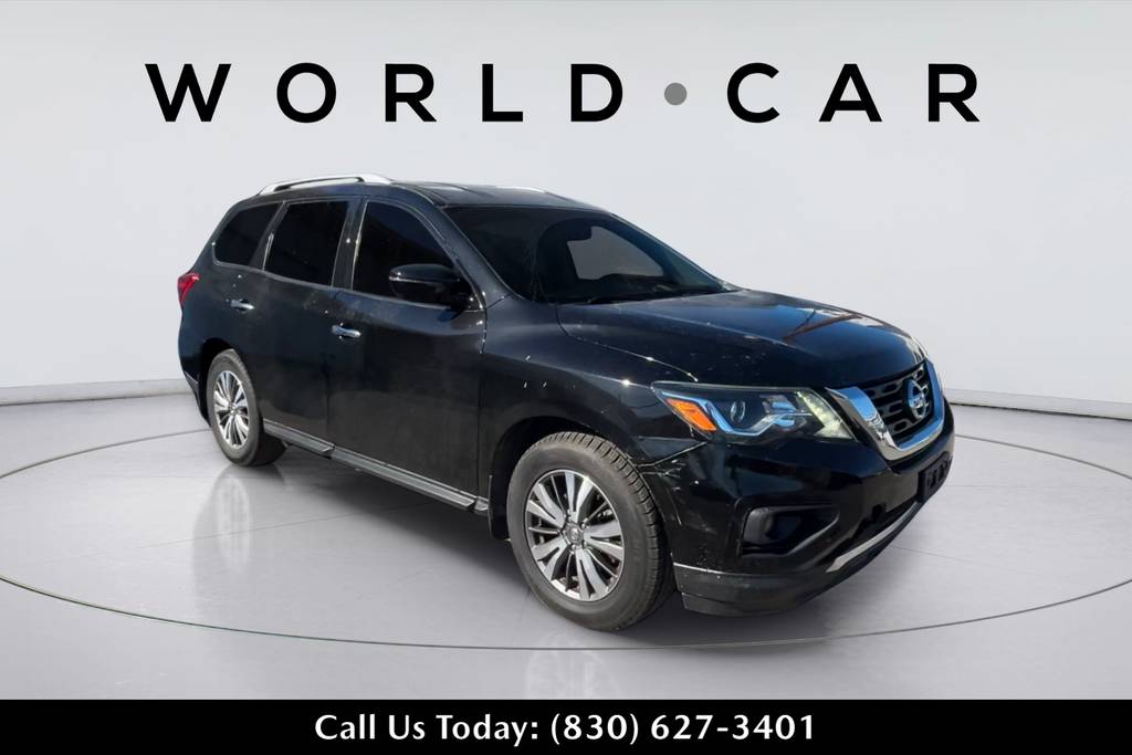 2017 Nissan Pathfinder SV