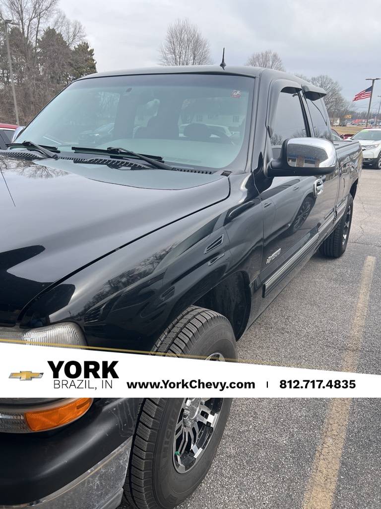 2002 Chevrolet Silverado 1500 LT — Pickup Truck — 141,438 mi — Brazil, IN