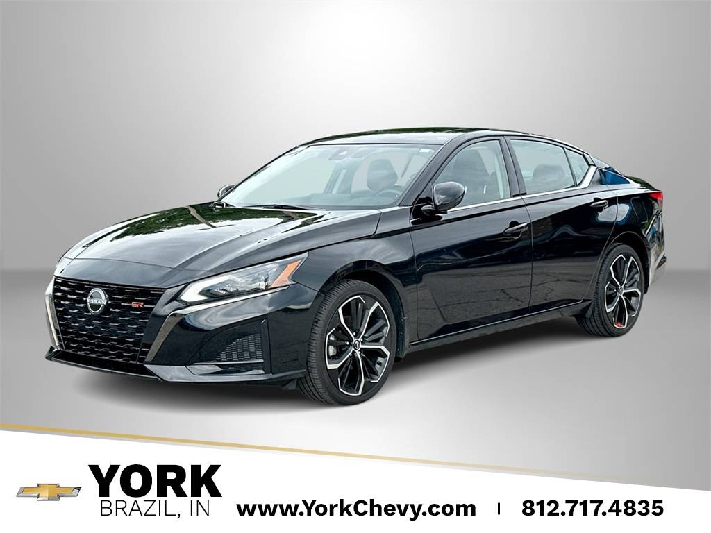 2023 Nissan Altima SR — Sedan — 16,965 mi — Brazil, IN