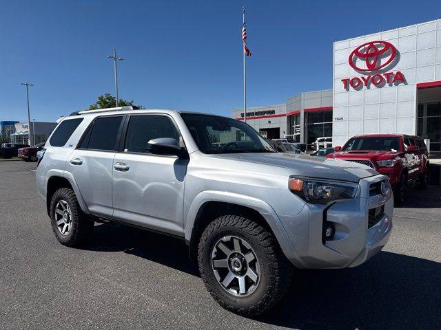 2022 Toyota 4Runner SR5