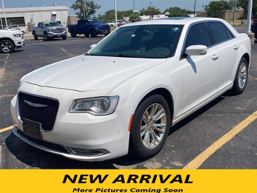 2016 Chrysler 300 Anniversary Edition — Sedan — 113,111 mi — Arkansas City, KS