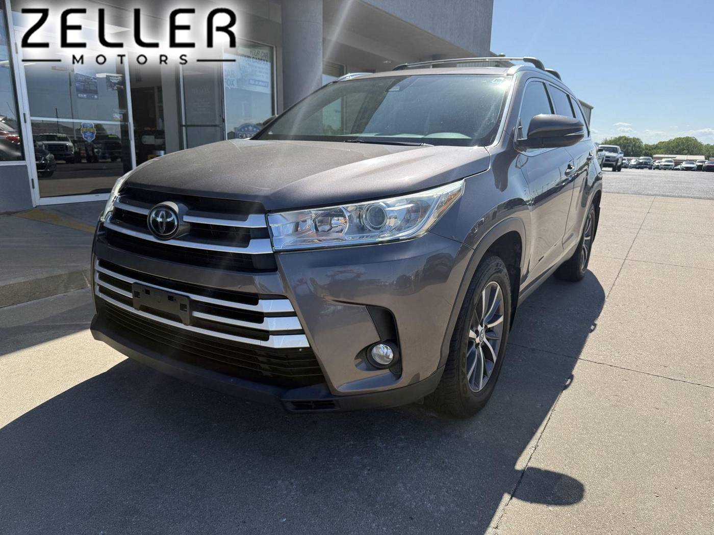 2019 Toyota Highlander XLE — SUV — 89,375 mi — Arkansas City, KS