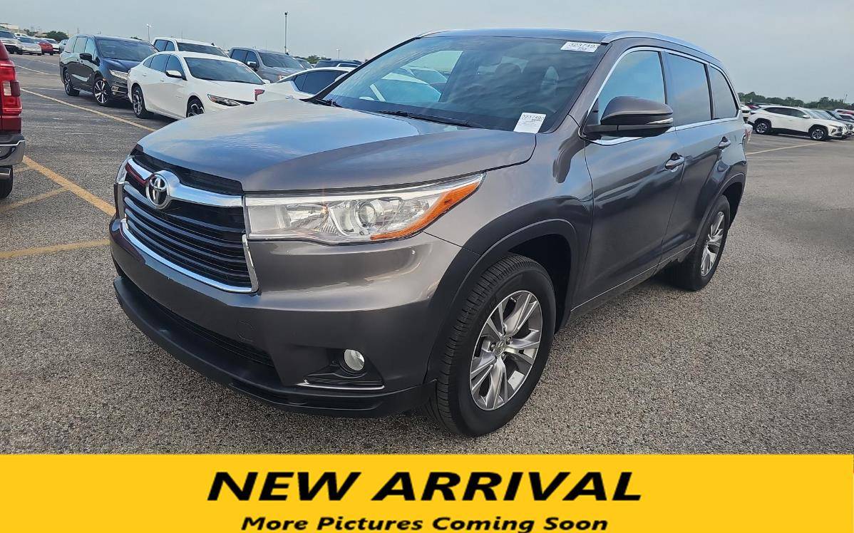 2015 Toyota Highlander XLE — SUV — 116,996 mi — Arkansas City, KS