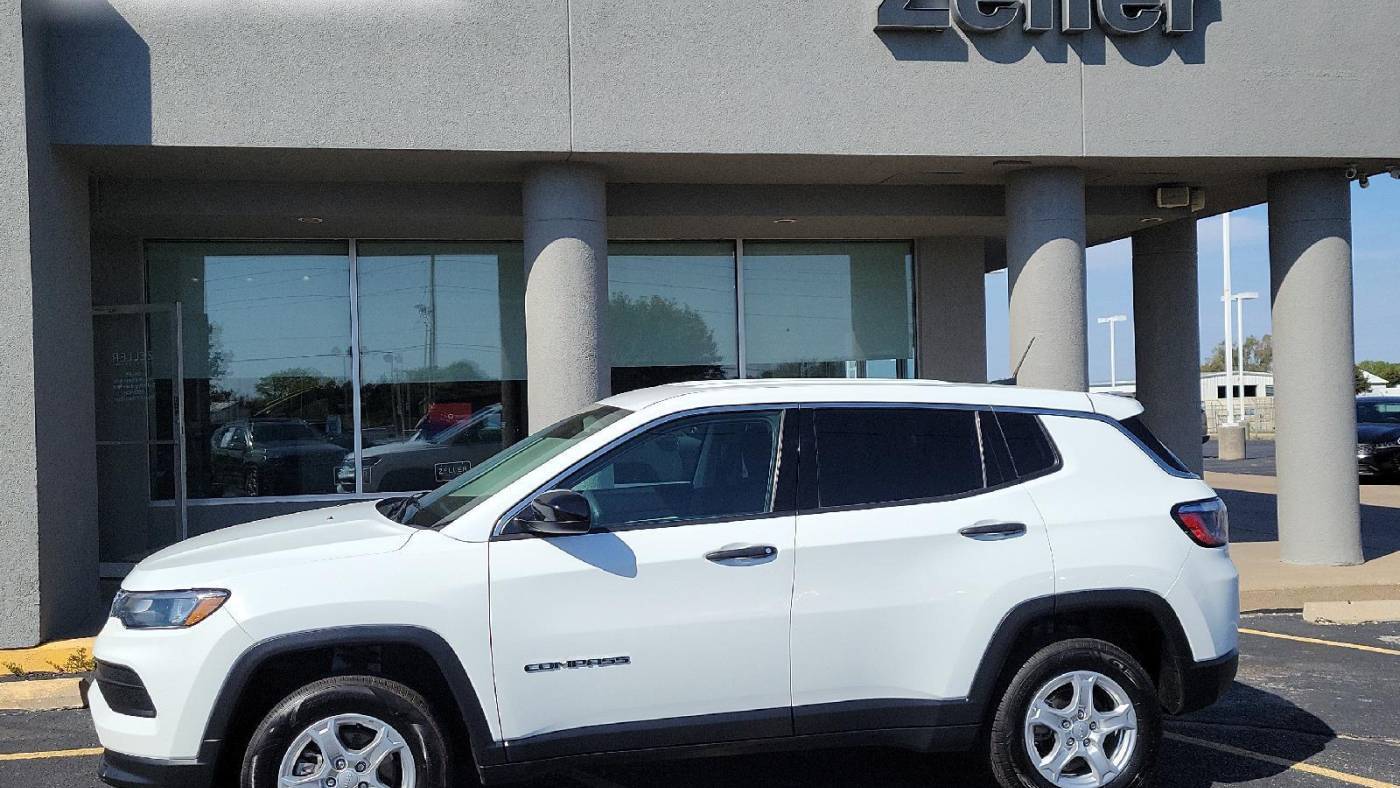2022 Jeep Compass Sport — SUV — 51,652 mi — Arkansas City, KS