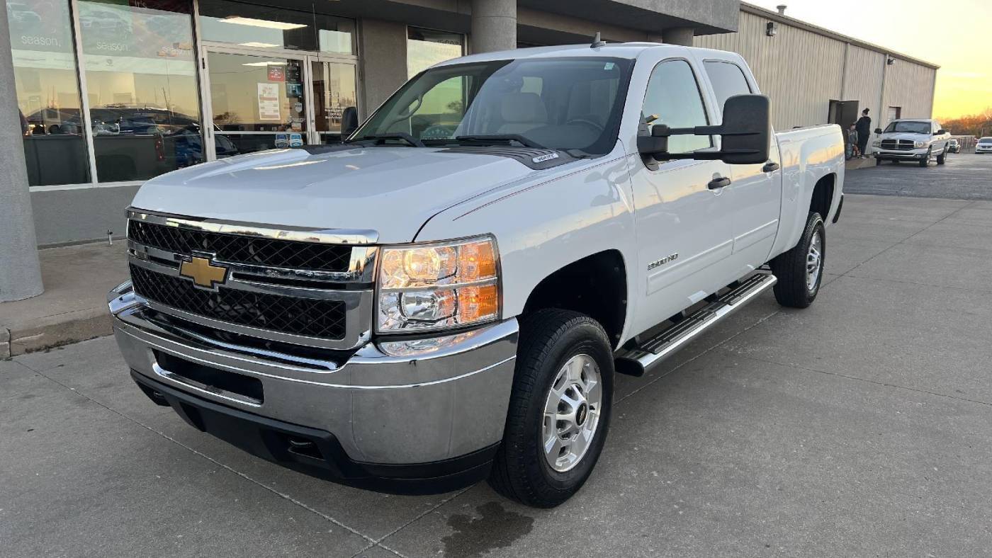2013 Chevrolet Silverado 2500HD LT — Pickup Truck — 111,050 mi — Arkansas City, KS