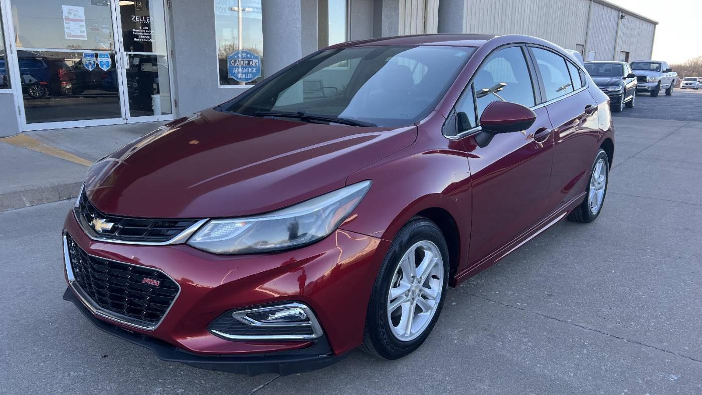 2018 Chevrolet Cruze LT — Hatchback — 38,801 mi — Arkansas City, KS