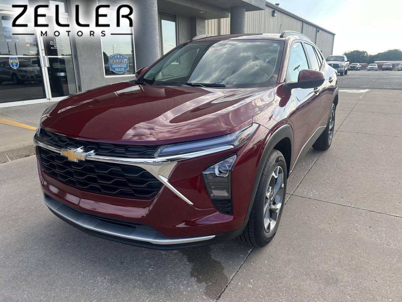 2025 Chevrolet Trax LT — SUV — 4,855 mi — Arkansas City, KS