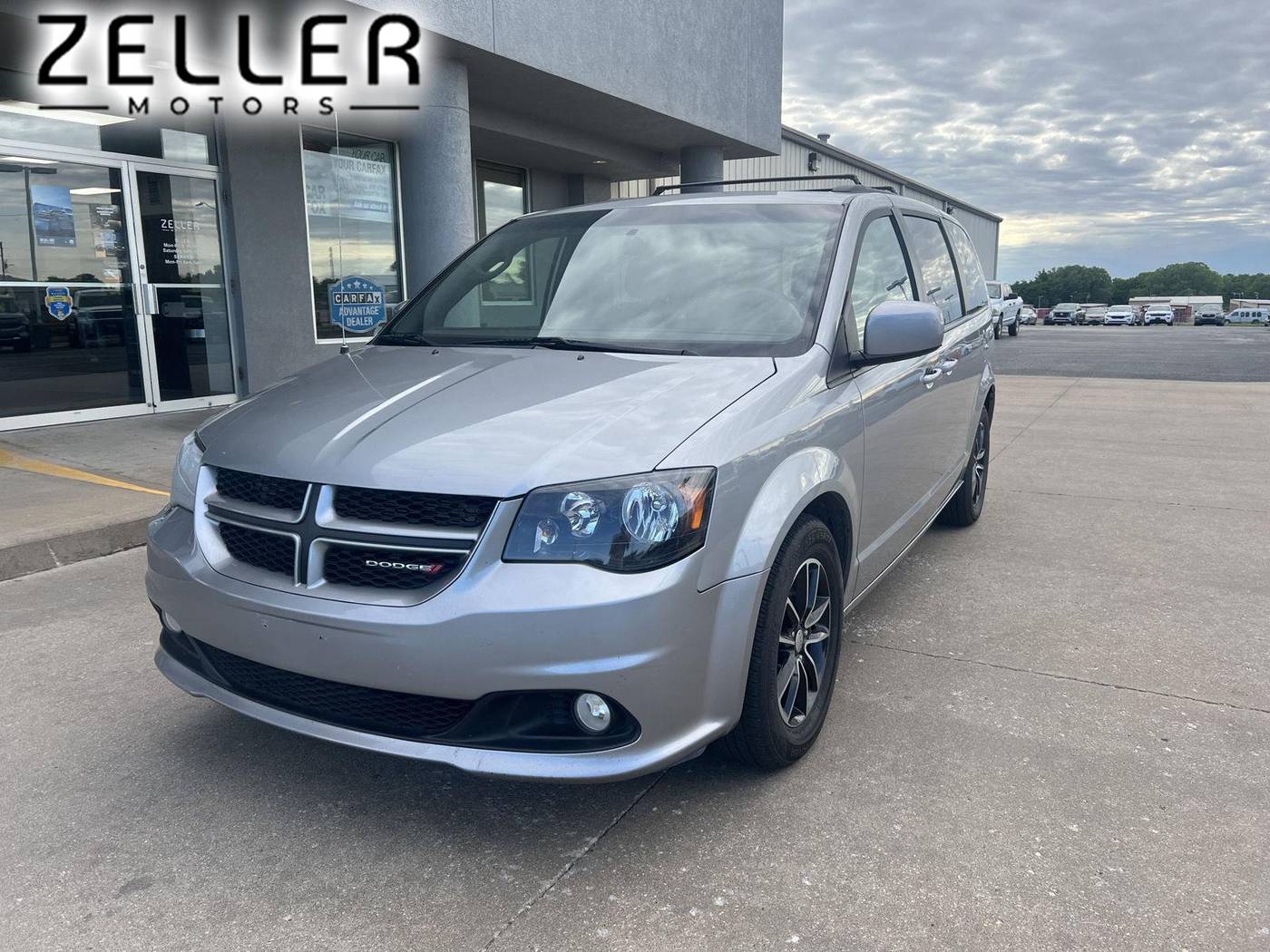 2019 Dodge Grand Caravan GT — Minivan — 101,468 mi — Arkansas City, KS