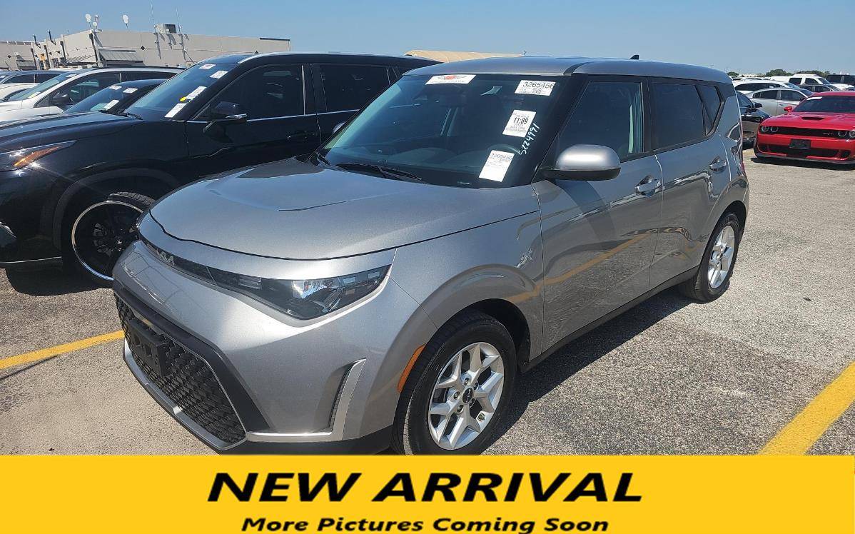 2023 Kia Soul LX — Hatchback — 43,069 mi — Arkansas City, KS