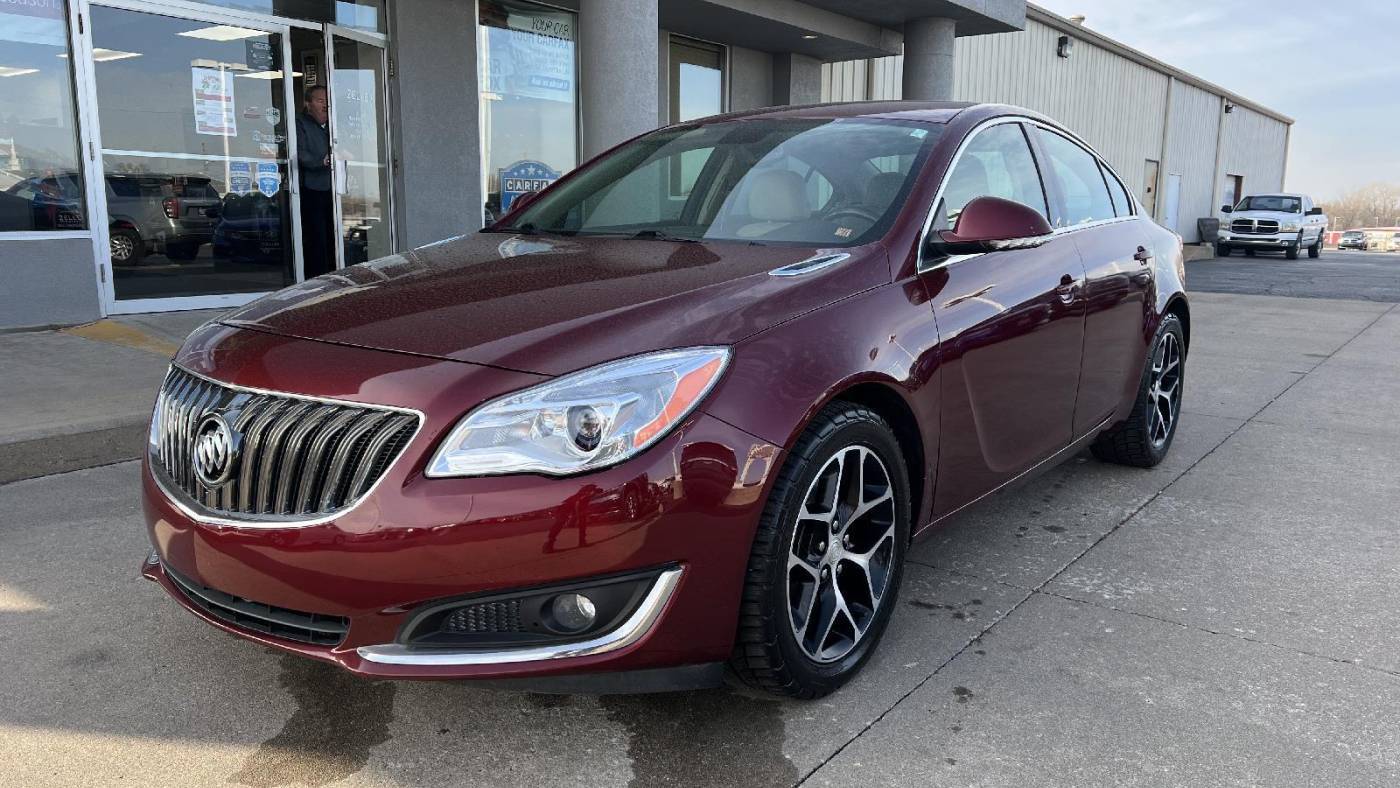 2017 Buick Regal Sport Touring — Sedan — 78,213 mi — Arkansas City, KS