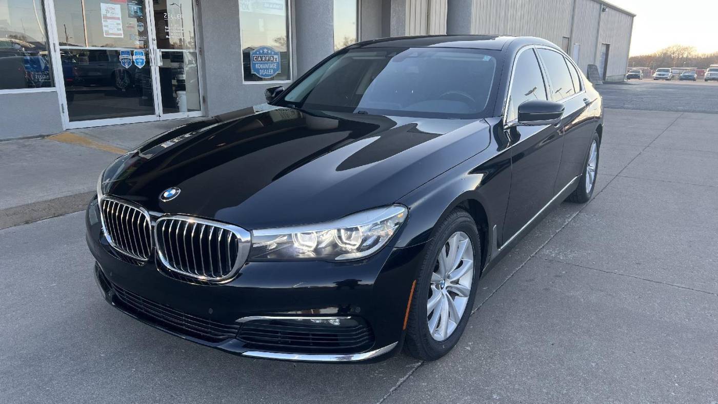 2018 BMW 7 Series 740i — Sedan — 93,583 mi — Arkansas City, KS
